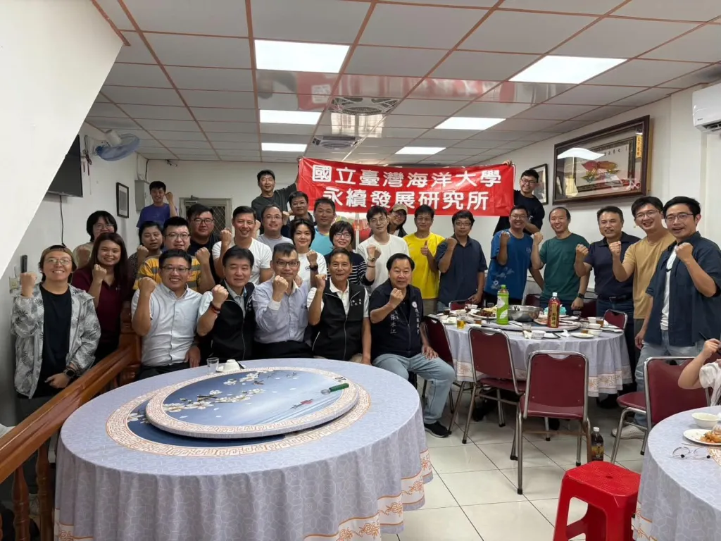 海大永續發展碩士在職學位學程迎新　師生齊聚馬祖天馨園魚庄共聚交流